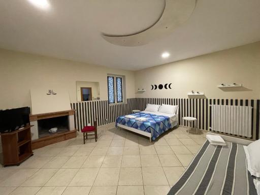 Mezzaluna Guest House - Housity