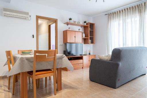 Excelente apartamento en 2ª línea de playa by Hometels - Housity