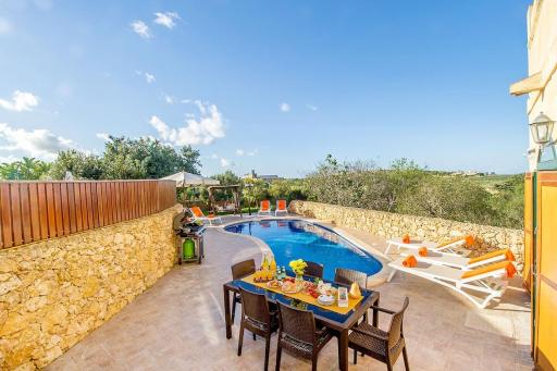 Rebbiegha Holiday Home - Housity
