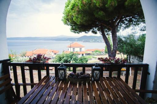 Sea & Sun Pirgadikia House - Housity