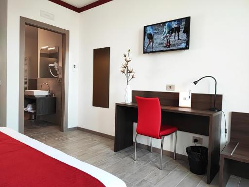 Suites Direzionale Carpi - Housity