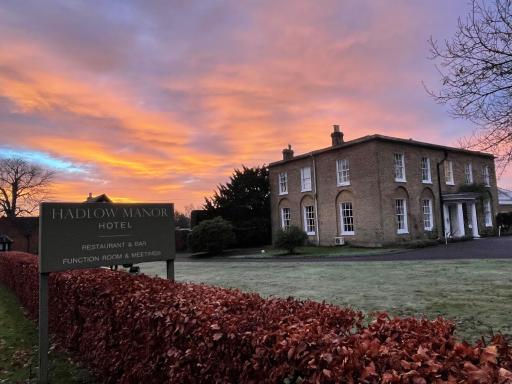 Hadlow Manor - Housity