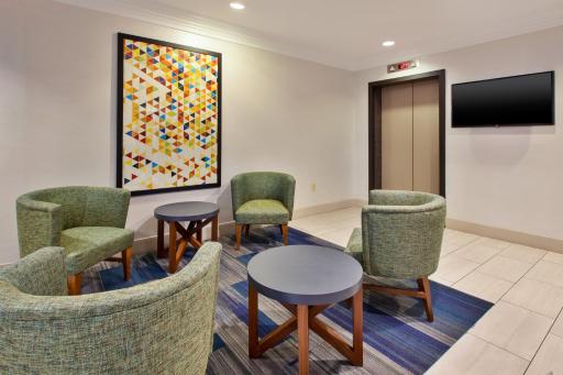 Holiday Inn Express Philadelphia-Midtown, an IHG Hotel - Housity