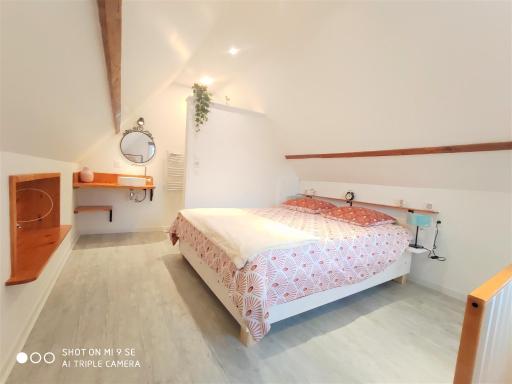 Gîte Les Hirondelles - Bord de mer et campagne - Housity