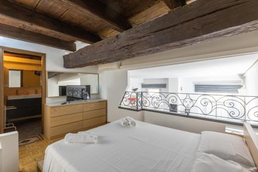 De'Carbonesi, Bologna by Short Holidays - Housity