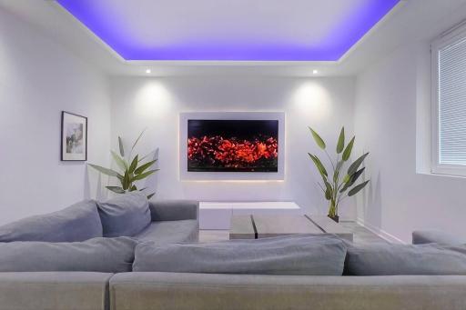 Stunning Luxury Apartment Near Motherwell - Housity