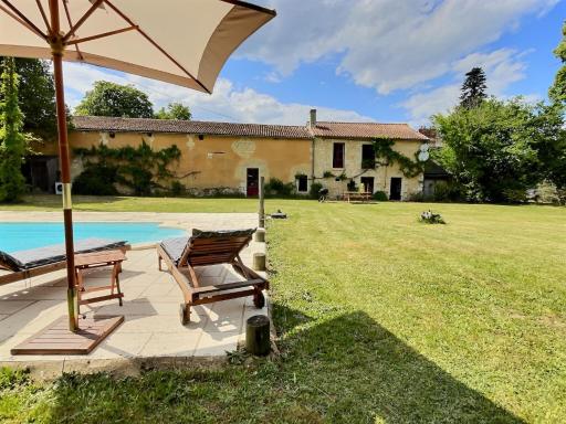** Freval Lodge ** - Housity