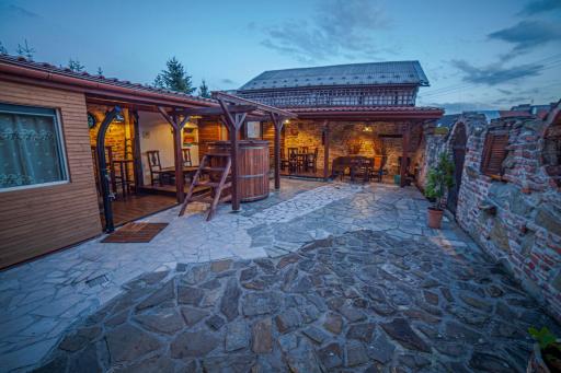 Apartamenty przy górskich rzekach - Housity