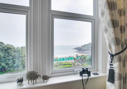 352 Langland Bay Manor - Housity
