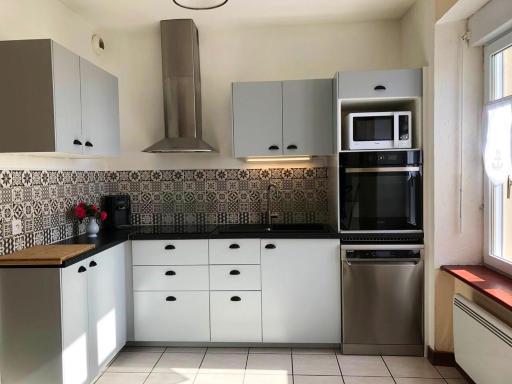 Maison de 2 chambres avec jardin clos et wifi a Plouguerneau - Housity