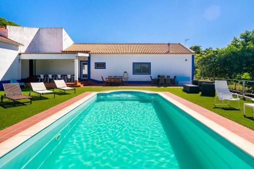 Chaparral Wonderful house in Nature 1h from Lisbon by Soulplaces - Housity