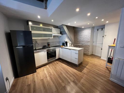 NIMES Superbe appartement duplex climatisée - Housity