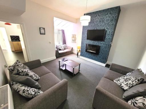 Regent House Holiday Home - Blackpool Resort Collection - Housity