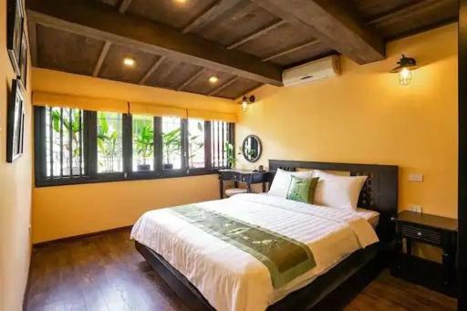 Aura Home Indochine Whole Apartment - Housity