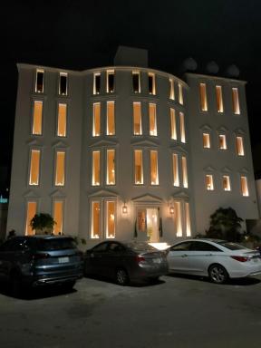 WHITE TOWER - Housity