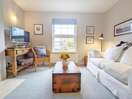 Dolphin Cottage - Hayling Island - Housity