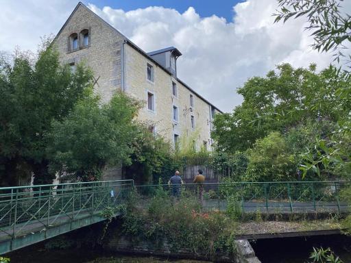 La minoterie : maison atypique d'hôte et de séminaires, 20min de La Rochelle - Housity