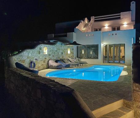 VillaNaxosGR - More than a Naxian beach house - Housity