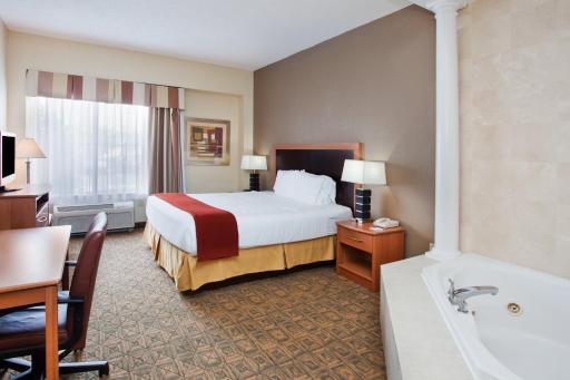 Holiday Inn Express & Suites Charlotte-Concord-I-85 by IHG - Housity