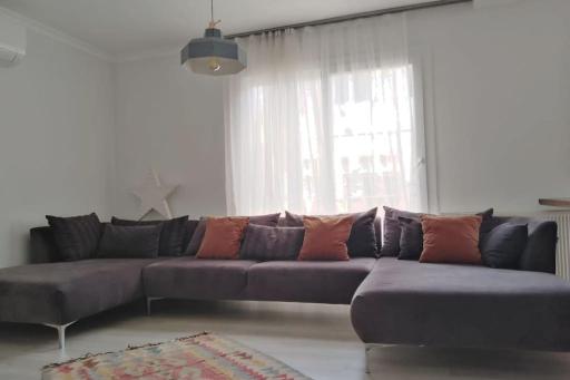 Full Restored and Renewed Fresh Flat - Housity