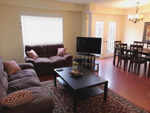 3-bedroom full house close to the U of Guelph - Housity
