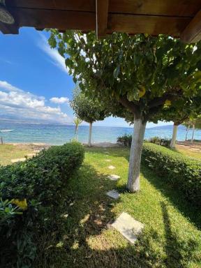 The SeaFront House - Housity