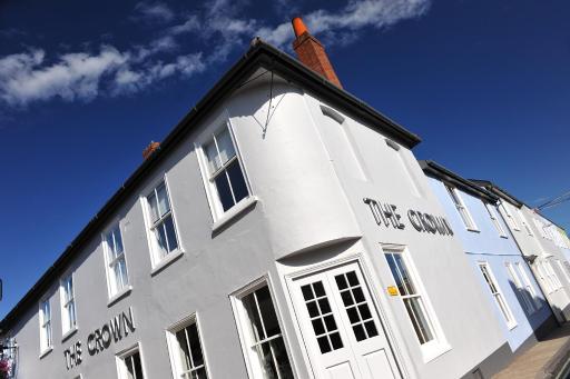 The Crown Hotel - Housity