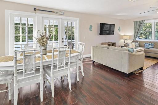 Casa Arena Relaxing Beach House w/ Patio - Housity