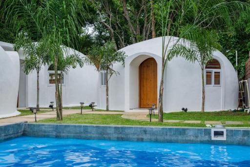 Igloo Island Domes - Housity