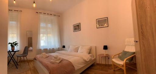 Apartament Plopilor Studios - Housity
