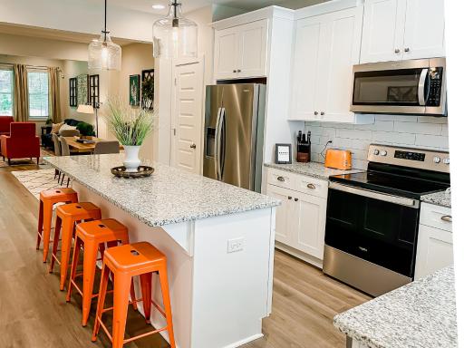 Don’t Miss This Beautiful Home! Great Location! - Housity