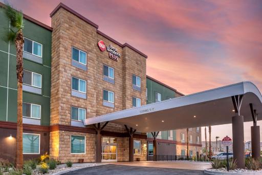 Best Western Plus Desert View Inn & Suites - Housity