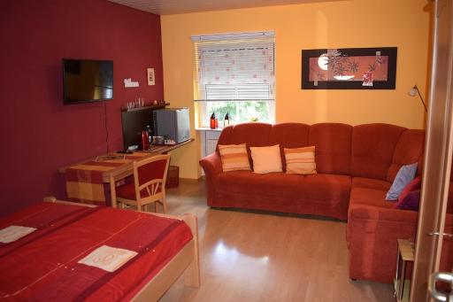 Gästezimmer Leonore - Housity