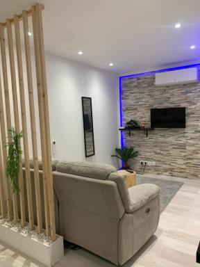 Maylou11 - Housity