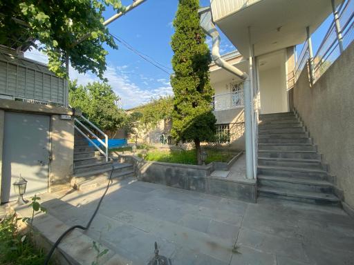 Nork House - Housity