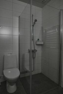 Modern & New Apartment Near CenterUniHospital With Balcony - Housity