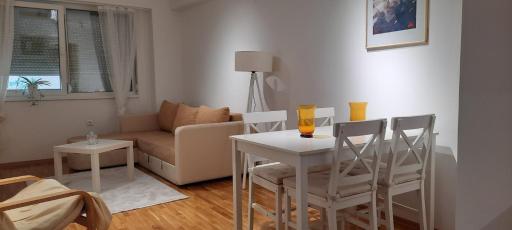White apartment - Housity