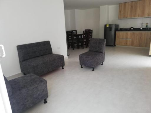 Hermoso apartamento nuevo primer piso - Housity