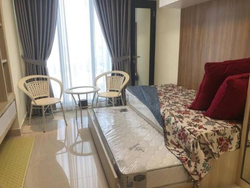 Studio Apartment Pollux for Rent, Fully Furnished - Housity
