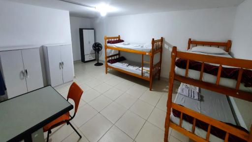 Hostel Airport Rooms - Housity