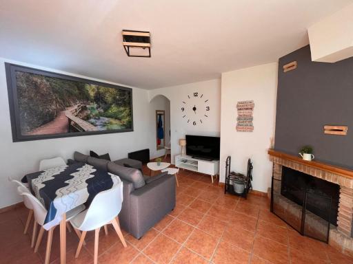 Alojamiento Las Encinas - Arroyo Frio - Housity