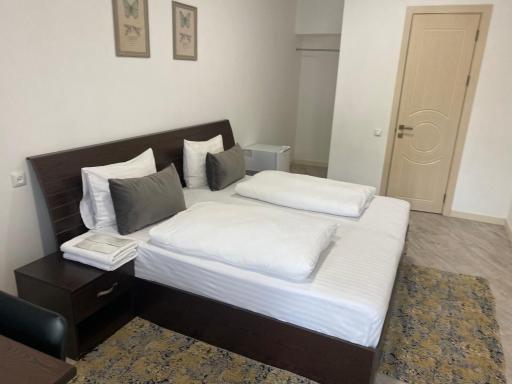 Fortune Hotel - Housity