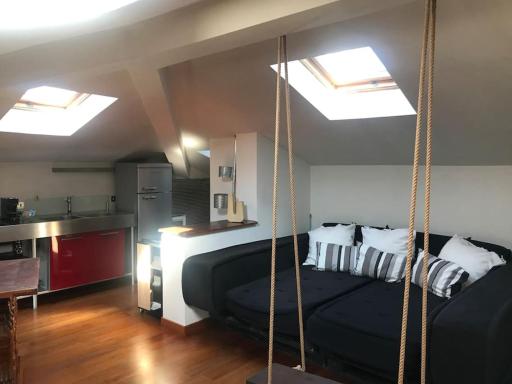 INTERNO 12, mansarda in centro storico - Housity