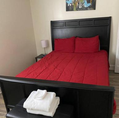 Amazing 1-Bedroom unit with Free parking - Housity