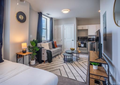 Studio Apartment in the heart of Downtown Mobile!! - Hizvo