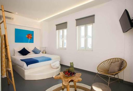 Jonaz Rooms & Suites - Housity