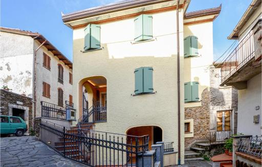 Nice Home In Terrinca With Wifi - Housity