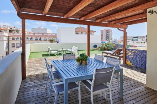 Larita's House - Housity