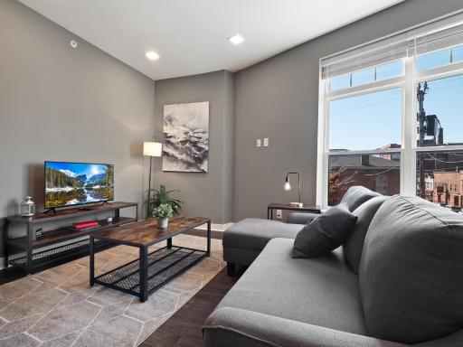 Luxury Condo 10 Minutes from First Energy Stadium B1 - Housity
