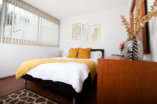 Frente al Pepsi Center y WTC - Housity